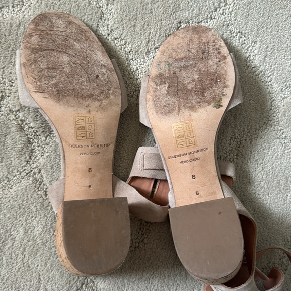 Sigerson Morrison Riva Ankle Strap Suede Sandals Cork Heel Neutral Greige sz 8 - Picture 3 of 9